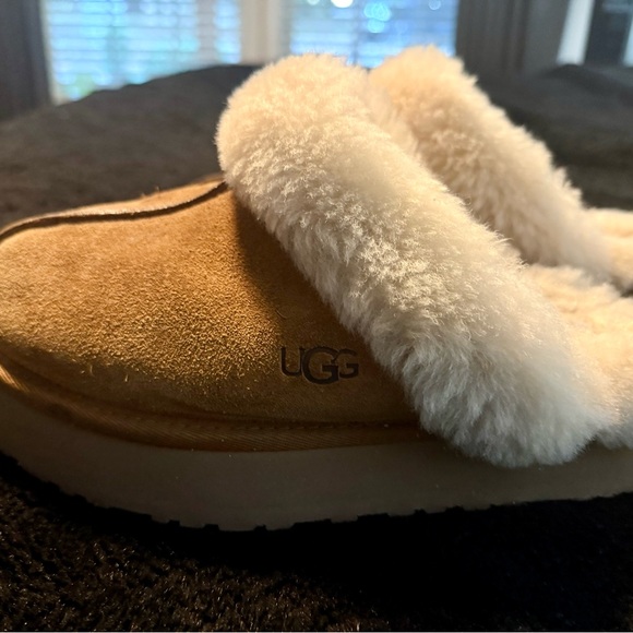 UGG Chestnut Suede Shearling Mules EUC women 9 - Picture 3 of 4